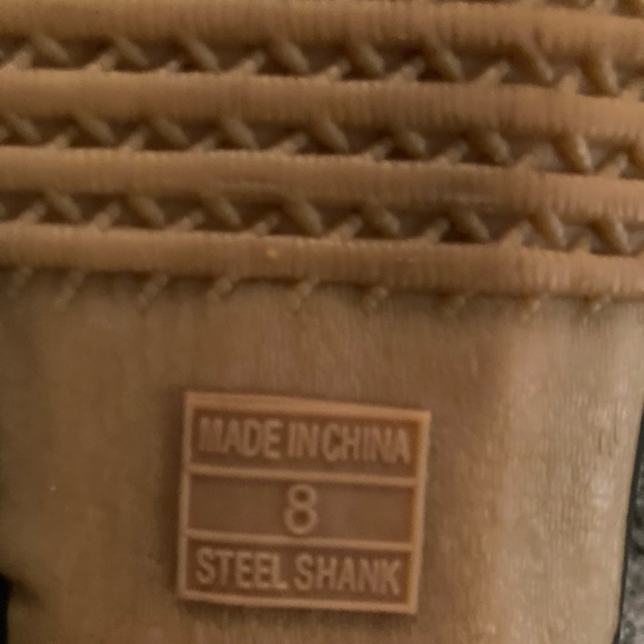 In Great Condition! TOTES Fleece Lined Waterproof Boots - Picture 6 of 6